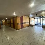Apartment Neves - Location: Pour 4 Personnes Dans Un Quartier Jeune Et Anime Val Thorens