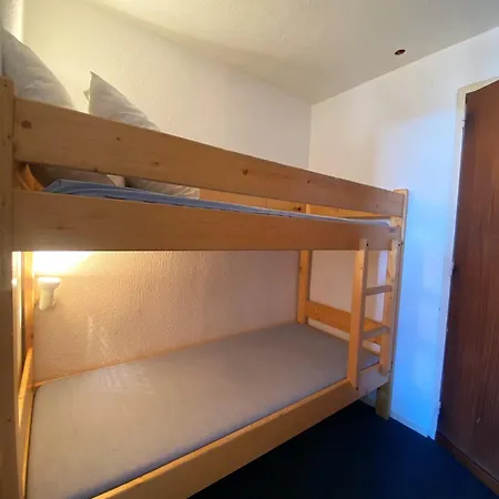 Neves - Location: Pour 4 Personnes Dans Un Quartier Jeune Et Anime *