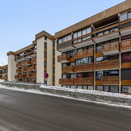 Apartment Neves - Location: Pour 4 Personnes Dans Un Quartier Jeune Et Anime